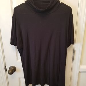 Short sleeve turtleneck Black shirt